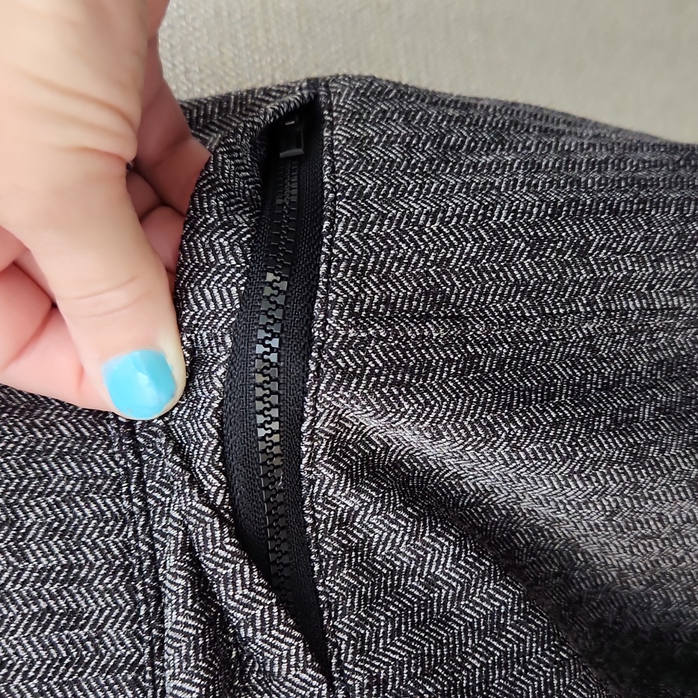 Athleta Delancey Herringbone Tight Leggings Size Medium - Picture 6 of 16